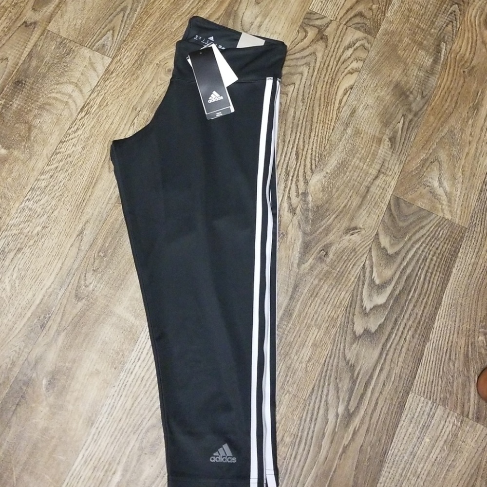 Adidas capris - Picture 6 of 8